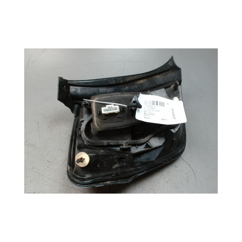 FEU ARRIERE DROIT CITROEN C3 2009-