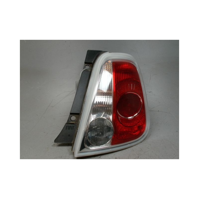 FEU ARRIERE DROIT FIAT 500 2007-