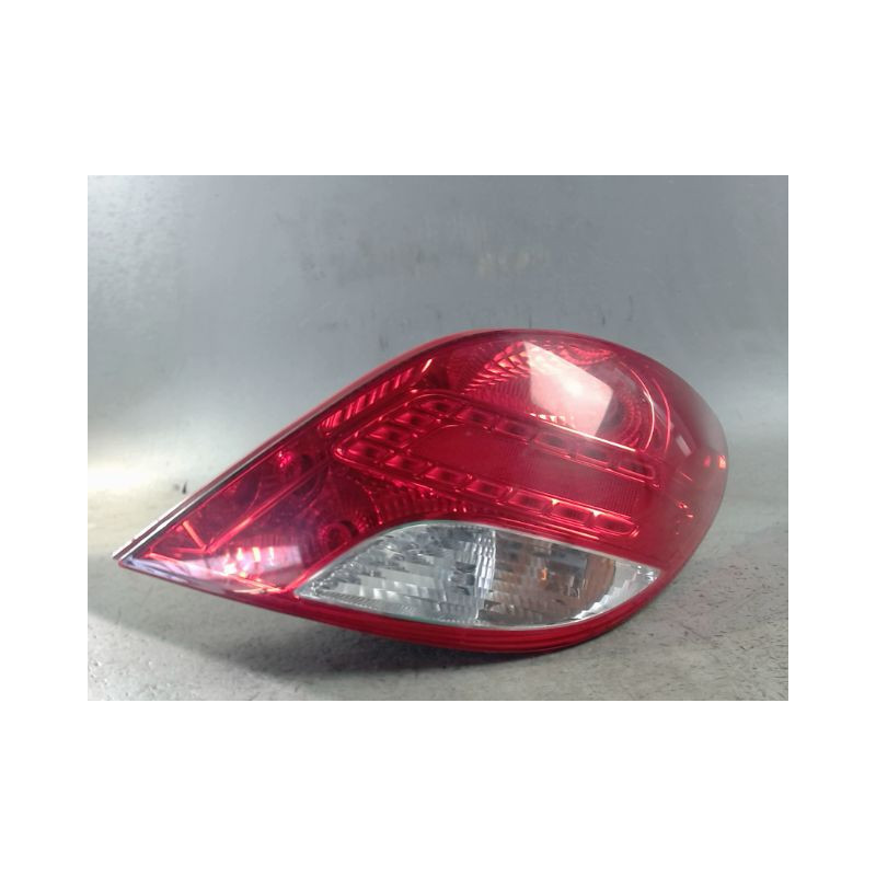 FEU ARRIERE DROIT PEUGEOT 207 5P