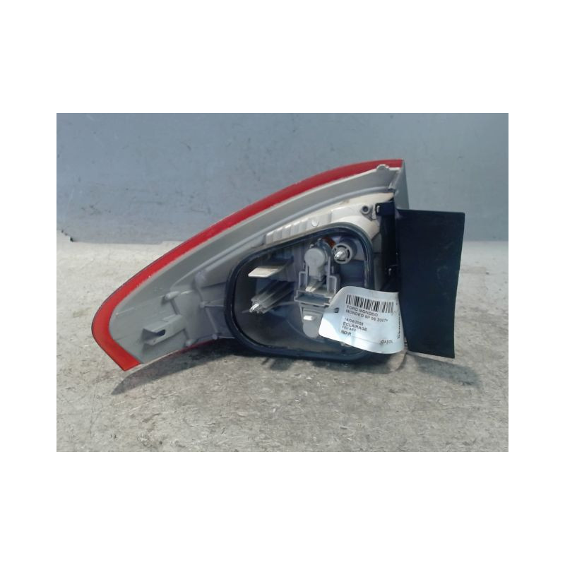 FEU ARRIERE DROIT FORD MONDEO 2007-