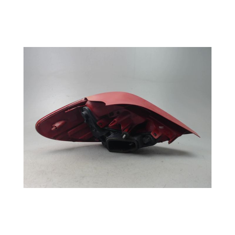 FEU ARRIERE DROIT PEUGEOT 207 2006-2013