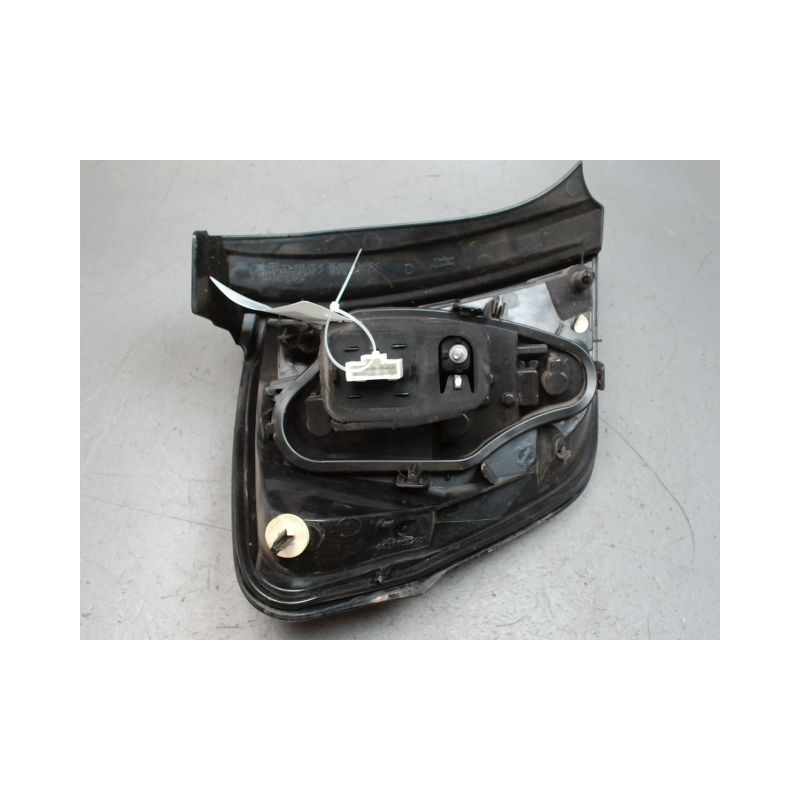 FEU ARRIERE DROIT CITROEN C3 2009-