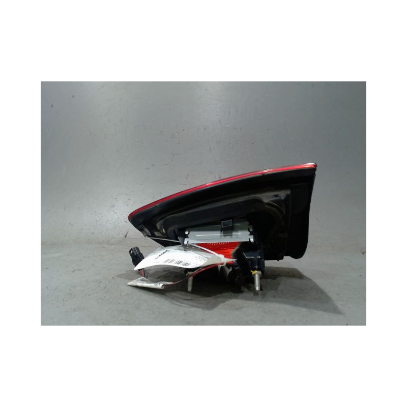FEU ARRIERE INTERIEUR GAUCHE RENAULT CLIO