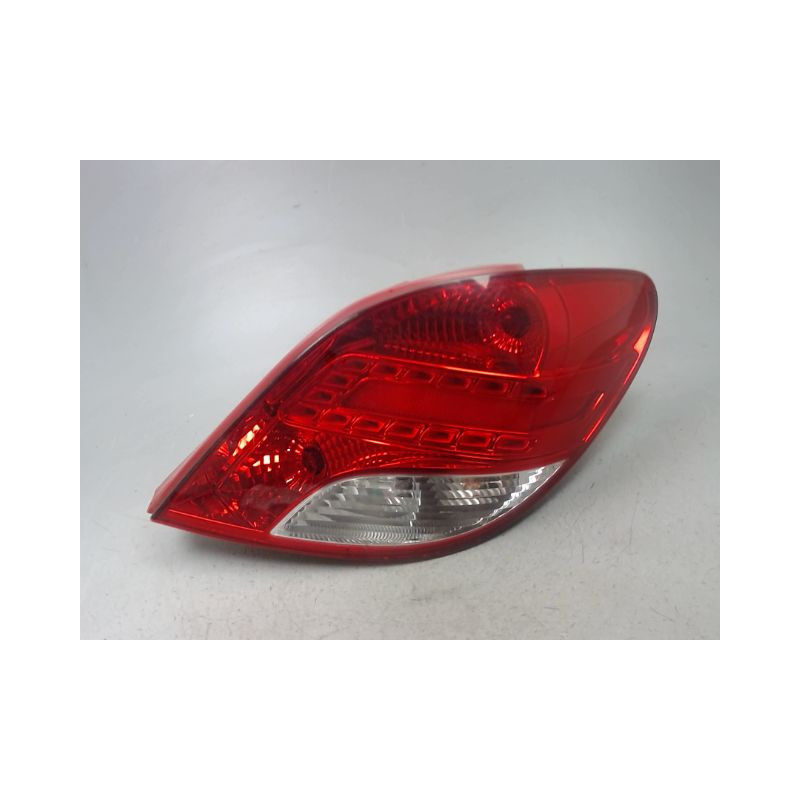 FEU ARRIERE DROIT PEUGEOT 207 2006-2013