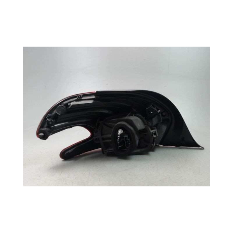 FEU ARRIERE DROIT PEUGEOT 208 Phase 1 2012-...