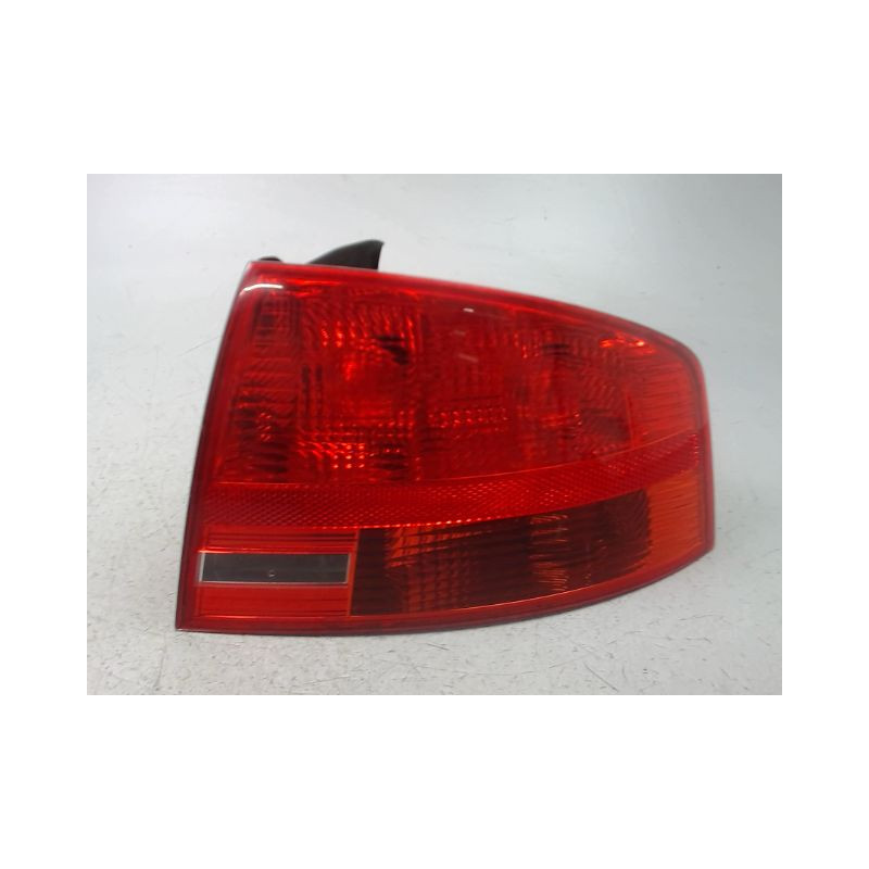FEU ARRIERE DROIT AUDI A4 BERL. II Phase 2 2004-2008
