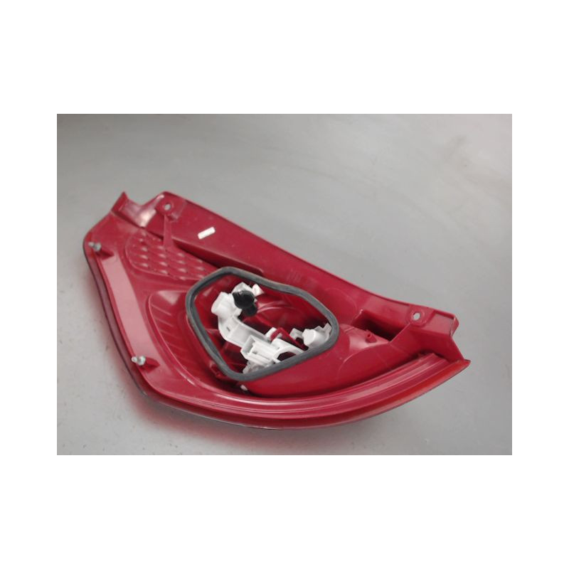 FEU ARRIERE DROIT FORD FIESTA