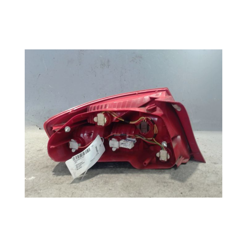 FEU ARRIERE DROIT PEUGEOT 407