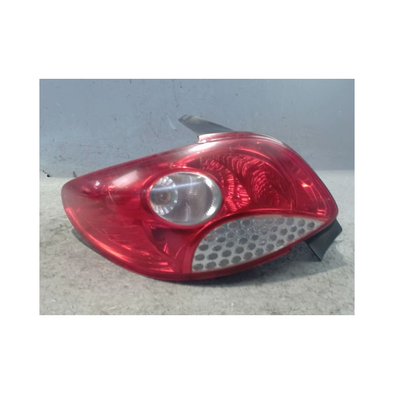 FEU ARRIERE DROIT PEUGEOT 206+ 2009-