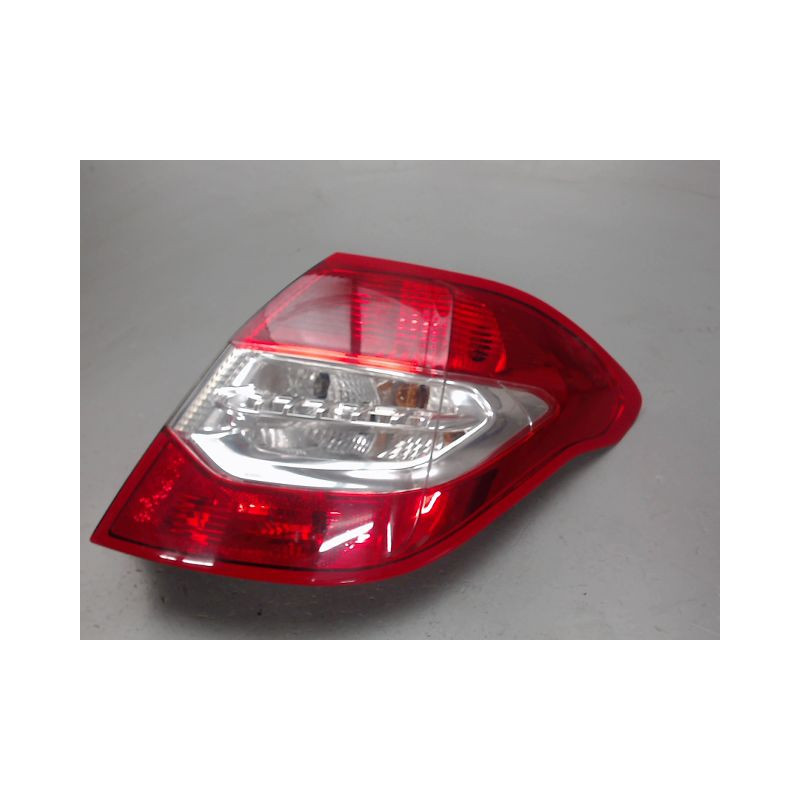 FEU ARRIERE DROIT CITROEN C4