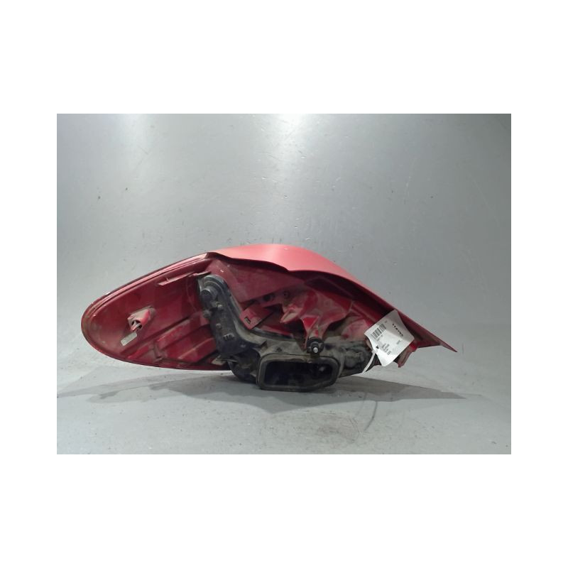 FEU ARRIERE DROIT PEUGEOT 207