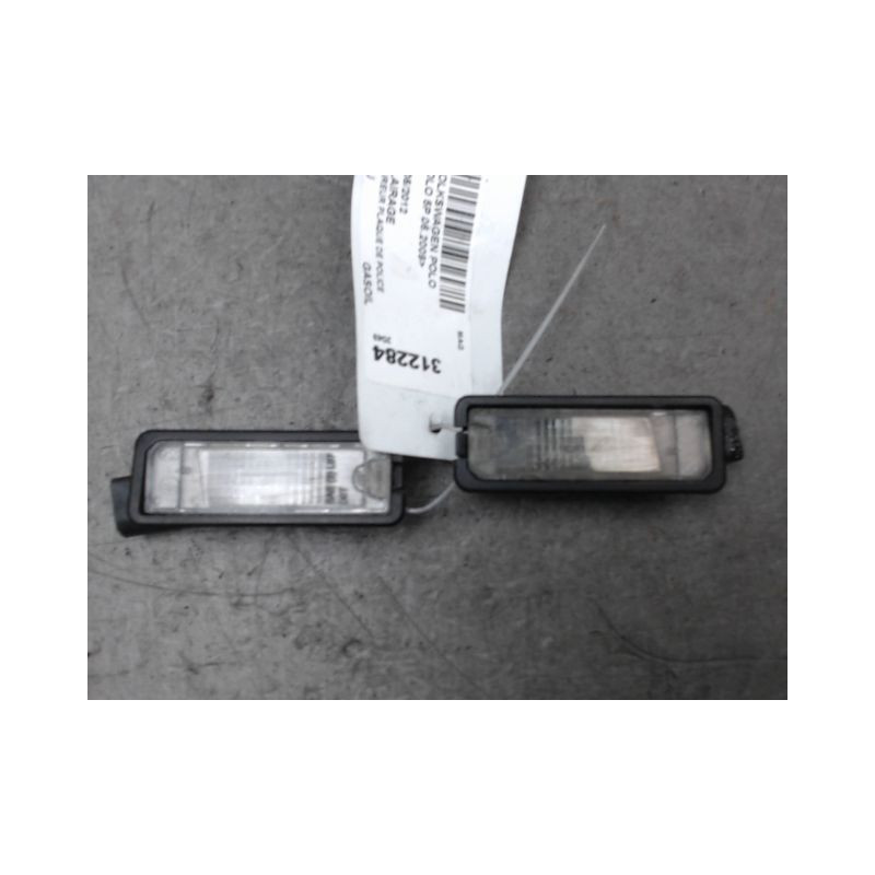 ECLAIREUR PLAQUE DE POLICE VOLKSWAGEN POLO 2009-