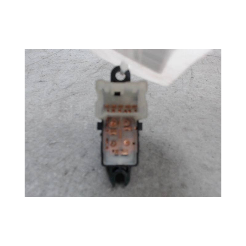COMMANDE LEVE-GLACE PORTE ARD RENAULT KADJAR