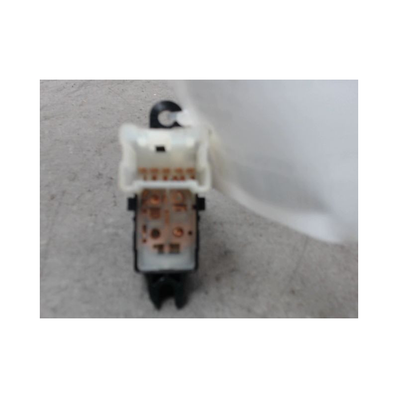 COMMANDE LEVE-GLACE PORTE ARG RENAULT KADJAR