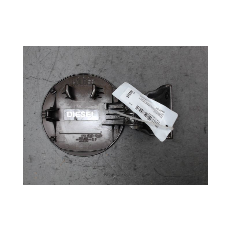 VOLET DE TRAPPE CARBURANT KIA CARENS