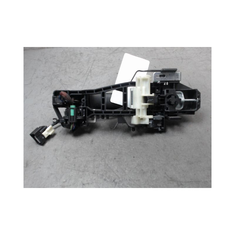 POIGNEE EXTERIEURE PORTE AVANT DROIT FORD KUGA