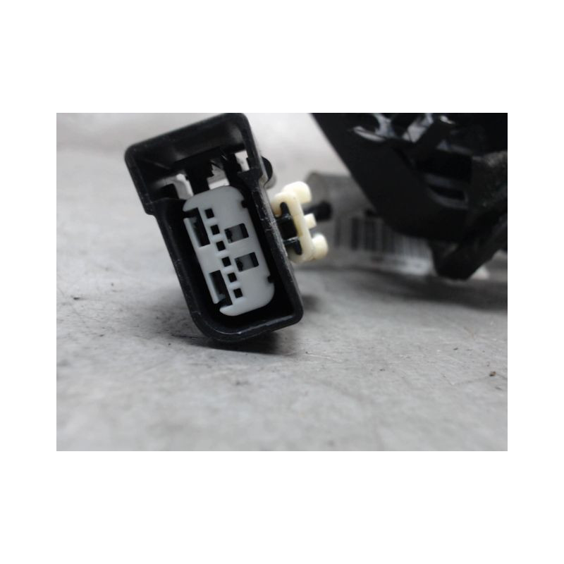 POIGNEE EXTERIEURE PORTE AVANT DROIT FORD KUGA