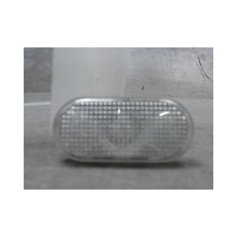 REPETITEUR AILE GAUCHE RENAULT TWINGO 2 2007-