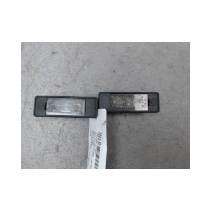 ECLAIREUR PLAQUE DE POLICE PEUGEOT 307 CC 2005-
