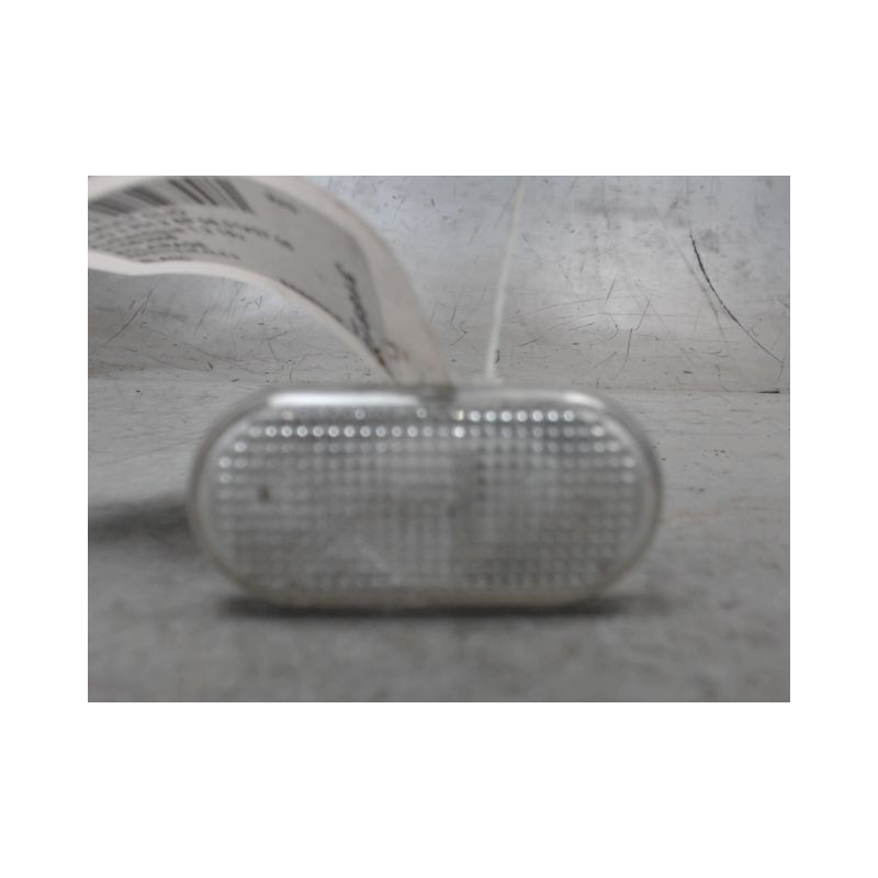REPETITEUR AILE GAUCHE RENAULT CLIO II PH.2 01-06