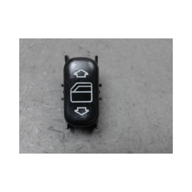COMMANDE LEVE-GLACE PORTE ARG MERCEDES CLASSE A 2001 -