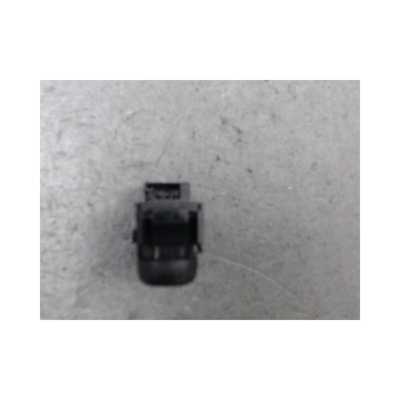 COMMANDE LEVE-GLACE PORTE ARG MERCEDES CLASSE A 2001 -