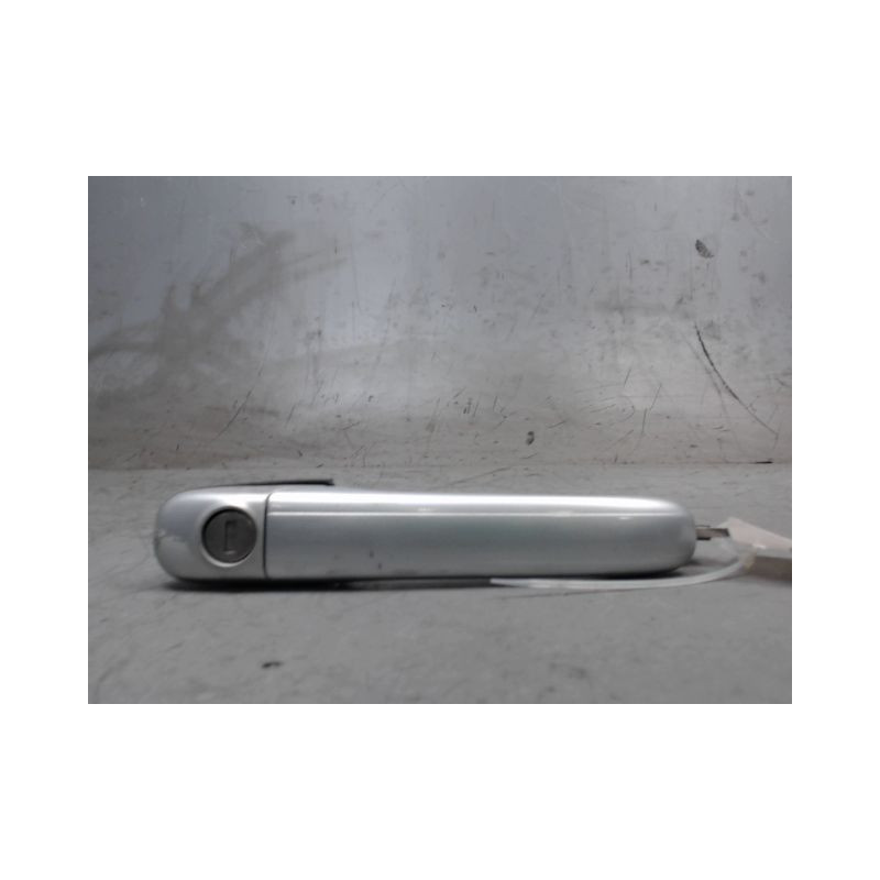 POIGNEE EXTERIEURE PORTE AVANT DROIT VOLKSWAGEN POLO 99-2001