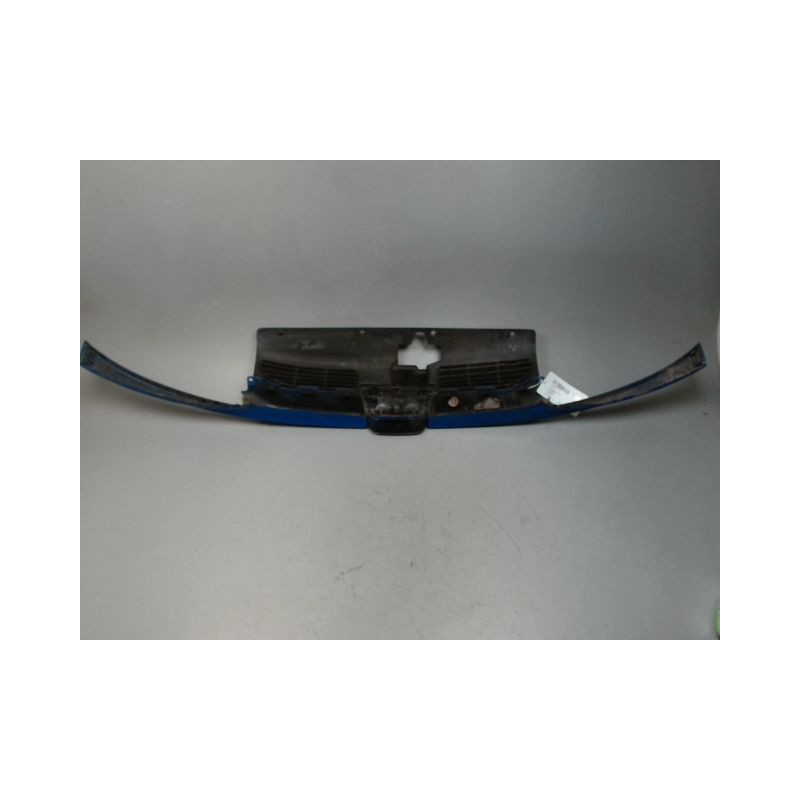 CALANDRE PEUGEOT 206 3P