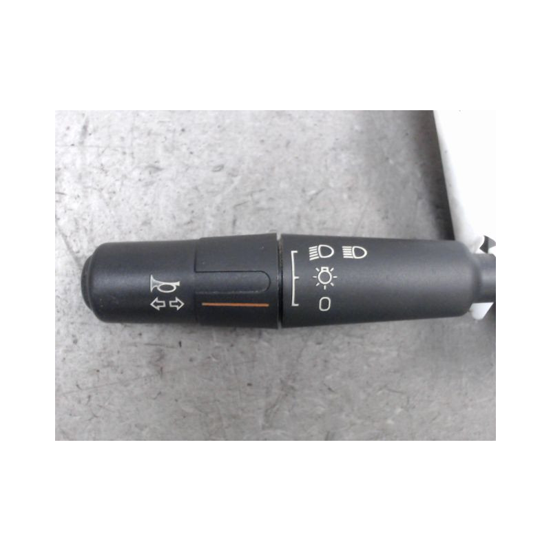 COMMANDE CLIGNOTANT PEUGEOT 106 92-96