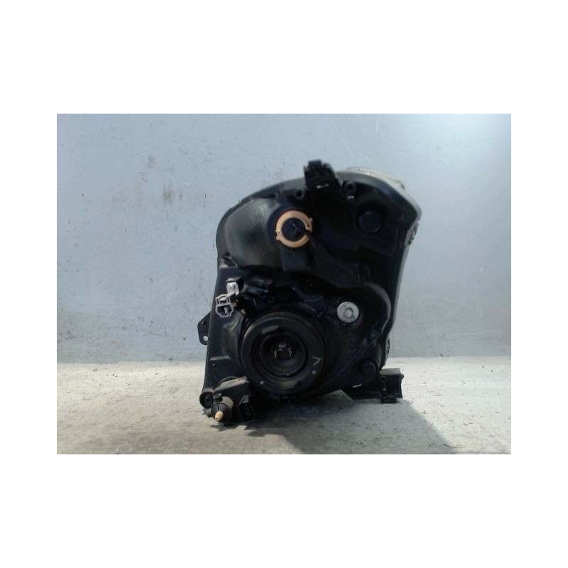 PHARE DROIT SUZUKI SWIFT 3P