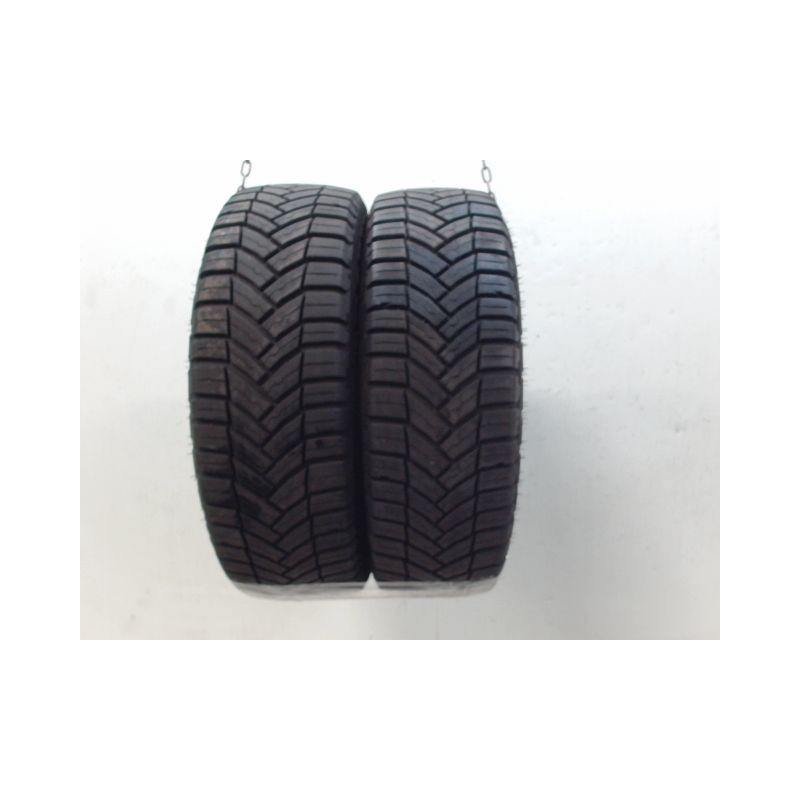 Paire de pneus MICHELIN AGILIS CROSSCLIMATE 215 60 16 103 T