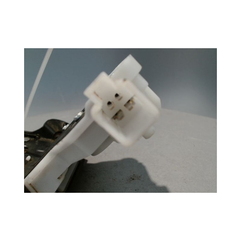 SERRURE HAYON  NISSAN QHASQAI 2007-