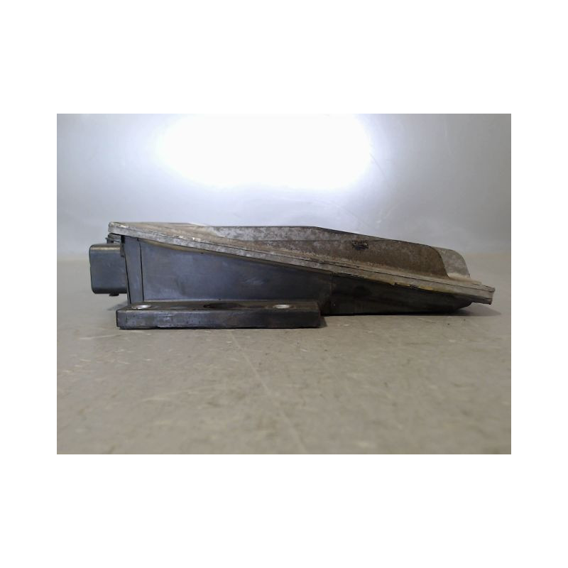 CALCULATEUR MOTEUR RENAULT CLIO III 2005-