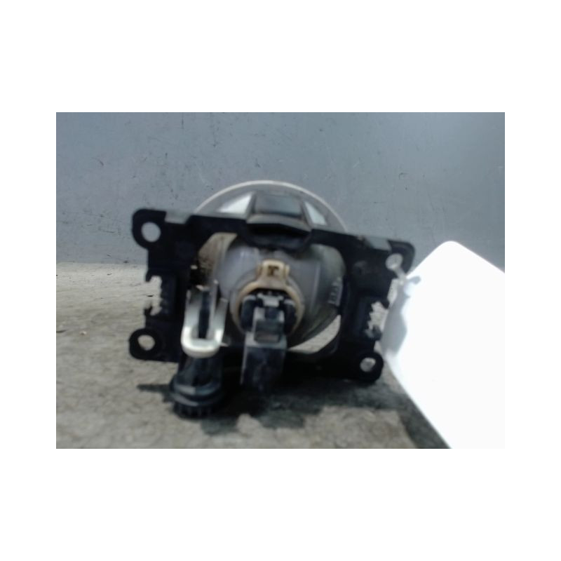 PHARE ANTIBROUILLARD AVANT GAUCHE PEUGEOT 5008 2009-