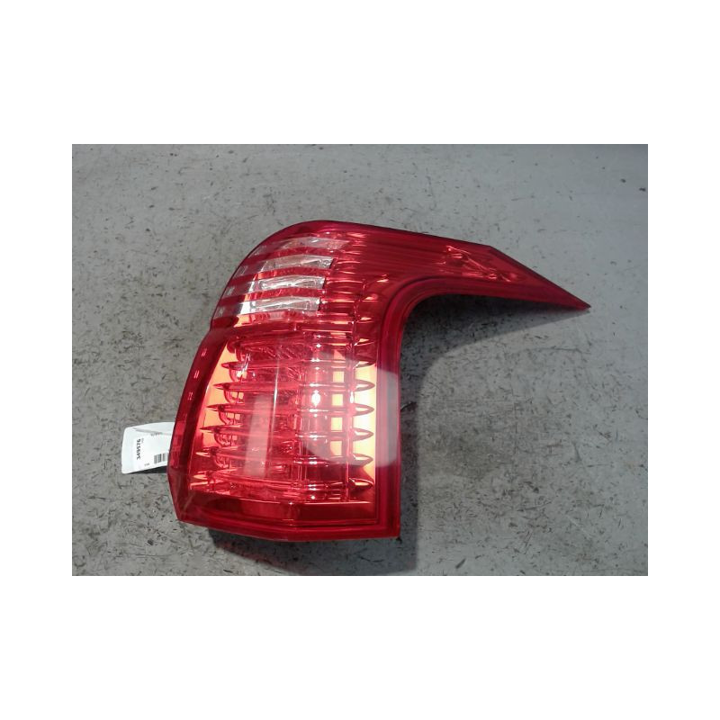 FEU ARRIERE DROIT PEUGEOT 5008 2009-