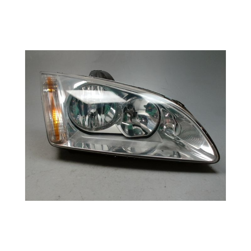 PHARE DROIT FORD FOCUS SW 2005-2007