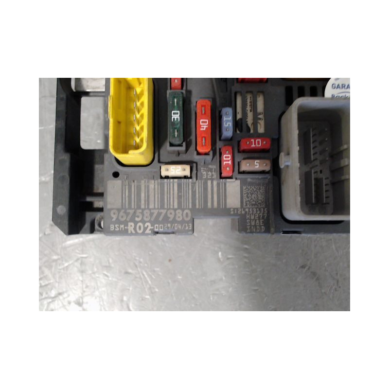 BOITE A FUSIBLES CITROEN C4 PICASSO
