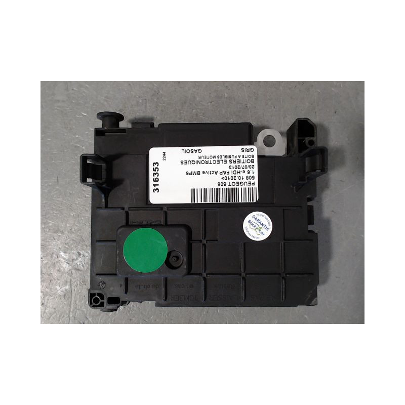 BOITE A FUSIBLES PEUGEOT 508 2010-