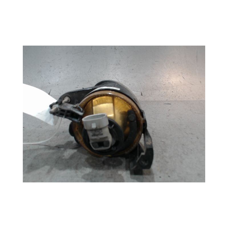 PHARE ANTIBROUILLARD AVANT GAUCHE VOLKSWAGEN PASSAT