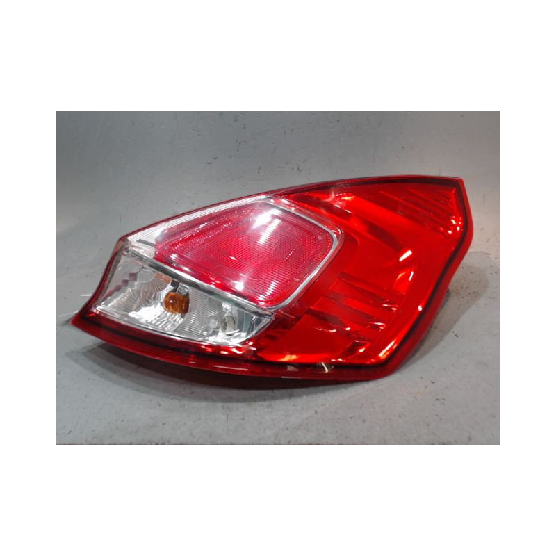 FEU ARRIERE DROIT FORD FIESTA