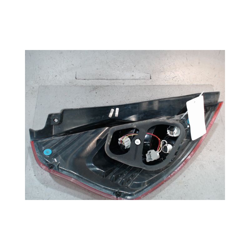 FEU ARRIERE DROIT FORD FIESTA