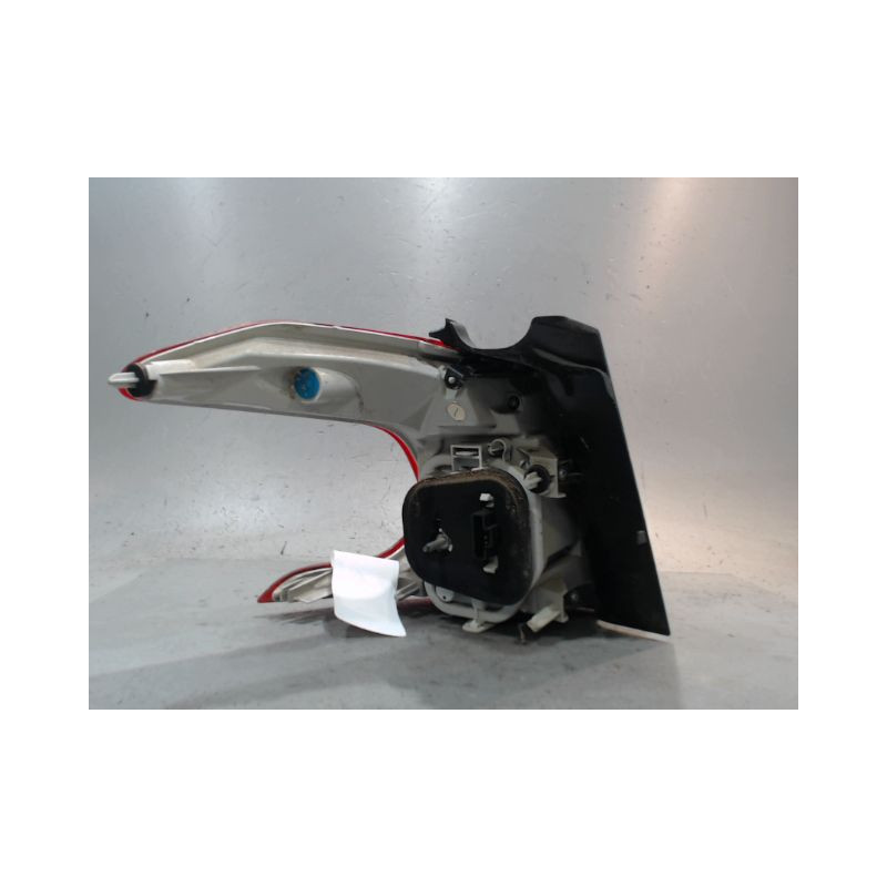 FEU ARRIERE DROIT PEUGEOT 2008