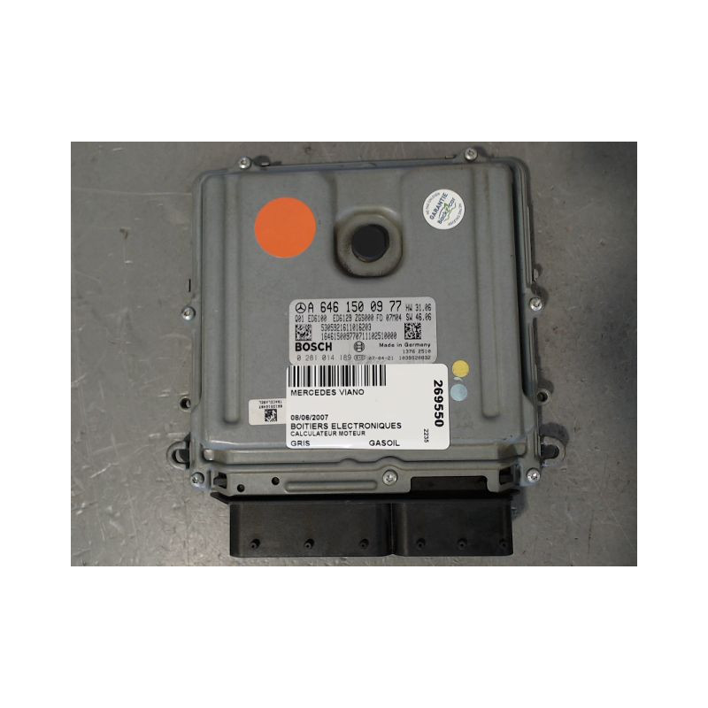 CALCULATEUR MOTEUR MERCEDES VIANO