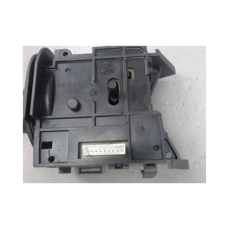 COMMANDE CLIGNOTANT RENAULT MEGANE