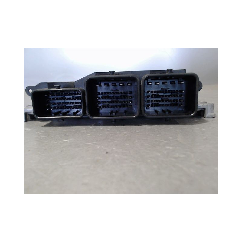 CALCULATEUR MOTEUR PEUGEOT 207
