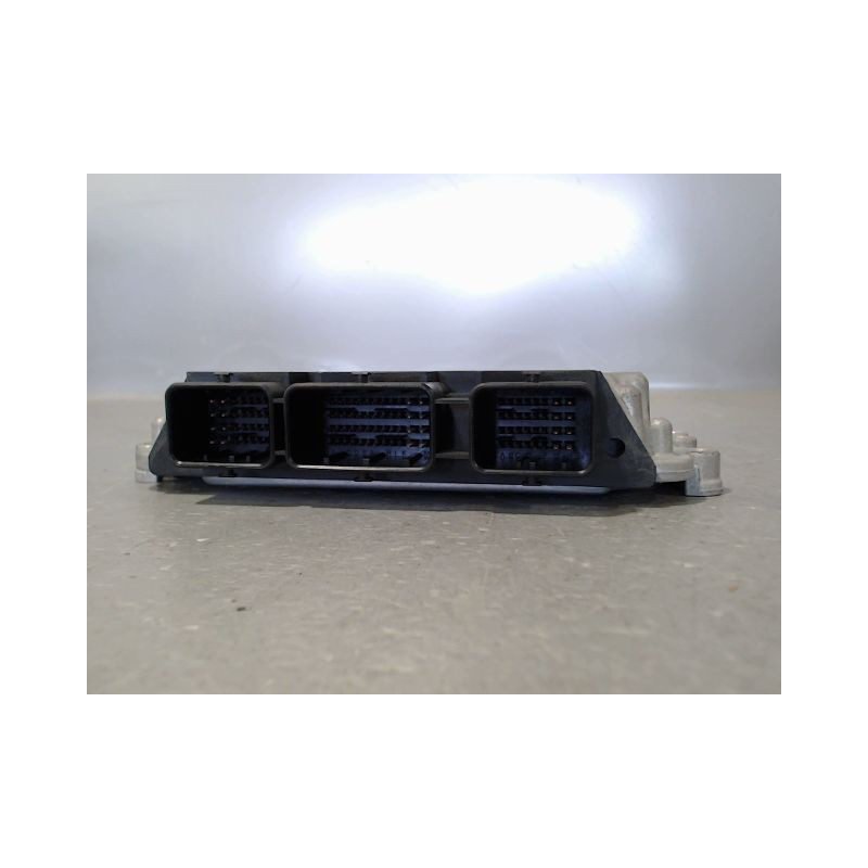 CALCULATEUR MOTEUR CITROEN C4