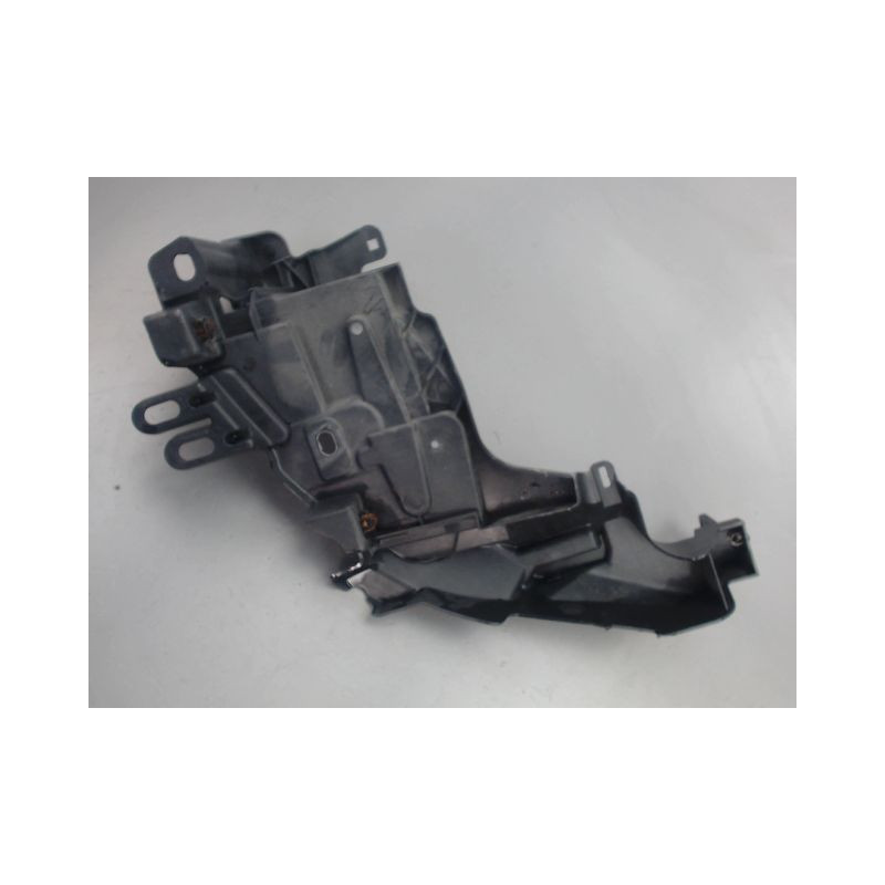 TOLE PORTE PHARE DROIT RENAULT MEGANE