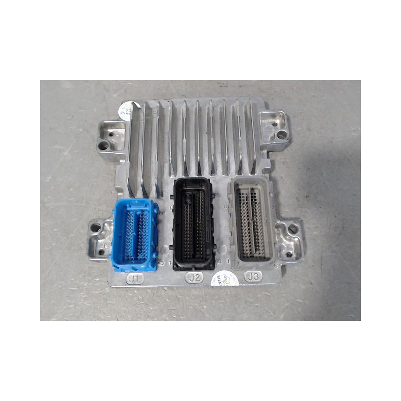 CALCULATEUR MOTEUR OPEL MERIVA