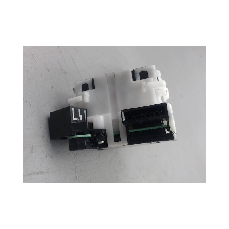 COMMANDE ESSUIE GLACE NISSAN MICRA