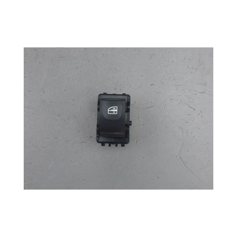 COMMANDE LEVE-GLACE PORTE AVD RENAULT MEGANE